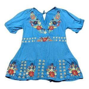 Johnny Was JW Los Angeles Floral Embroidered Short Sleeve Tunic Top Blue Size M?